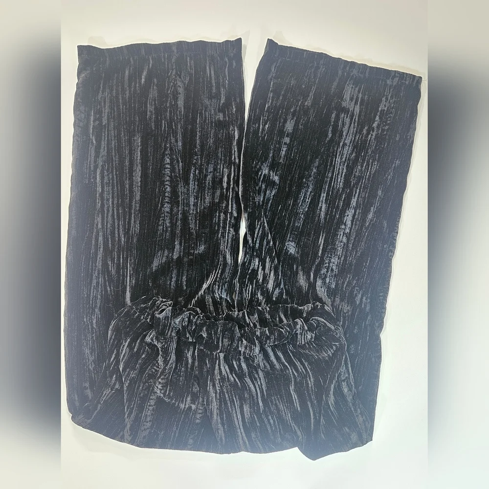 Made In‎ Italy Velvet Pants Womens Medium Black Stretchy Whimsy Goth Wide Leg - Picture 4 of 9
